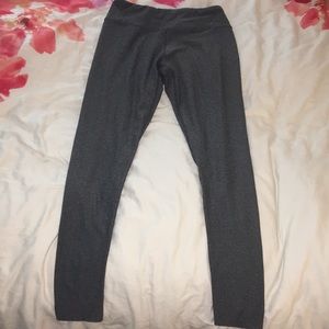 Road Runner full length grey leggings size medium